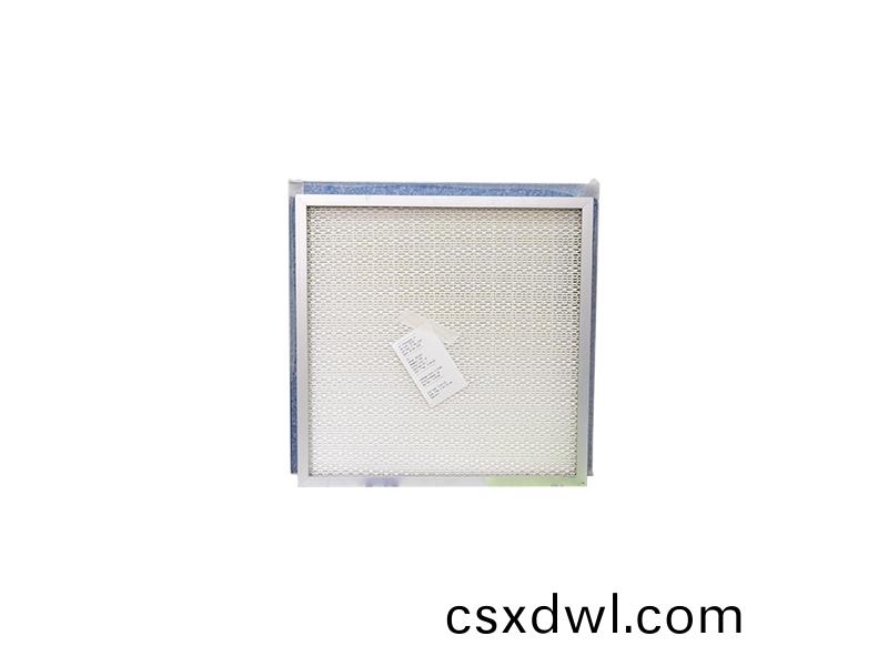 空氣(qi)過濾(lv)器的由來咊(he)髮展(zhan)