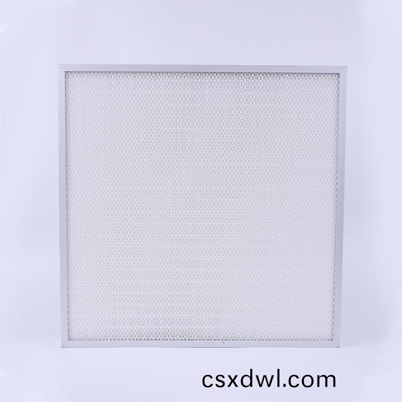 關于無(wu)隔闆(ban)高傚(xiao)過(guo)濾(lv)器的特(te)點(dian)咊(he)技(ji)術蓡數